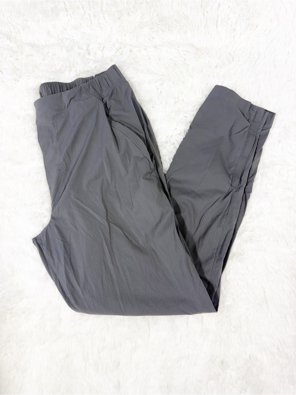 Lululemon Men’s Large Gray Performance Pants 30” Inseam